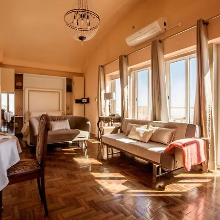 Quad Avenue Apartament *